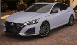 天籁最新款爆料了吗,揭秘全新设计与科技亮点”