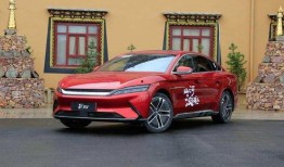 比亚迪最新信息爆料车主,车主揭秘全新车型性能与亮点